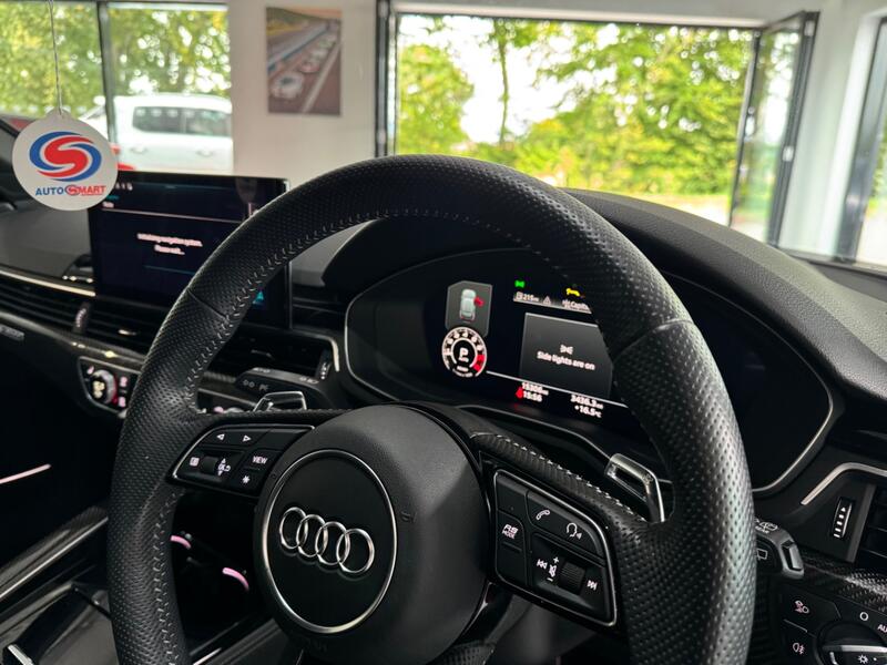 AUDI RS4