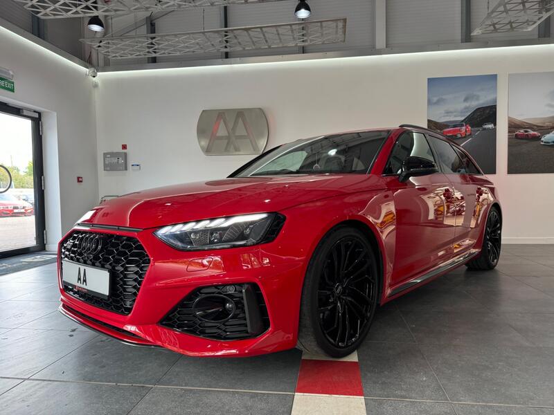 AUDI RS4