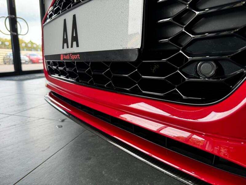 AUDI RS4