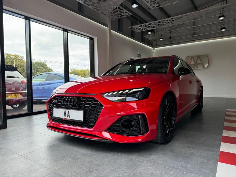 AUDI RS4
