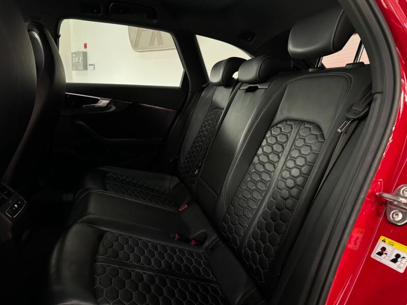AUDI RS4
