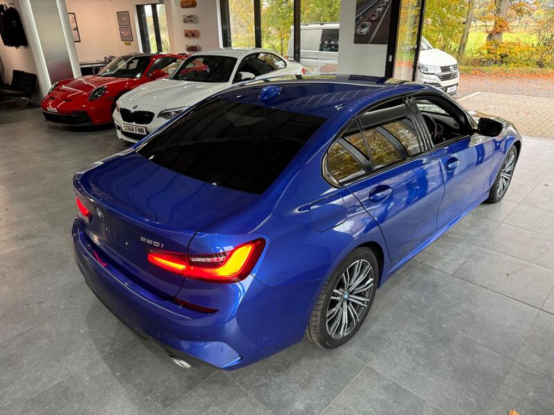 BMW 3 SERIES