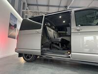VOLKSWAGEN TRANSPORTER KOMBI
