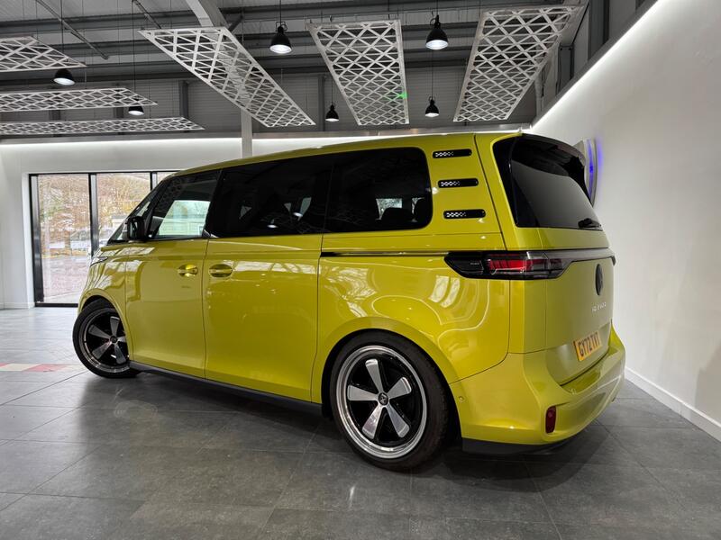 VOLKSWAGEN ID. BUZZ