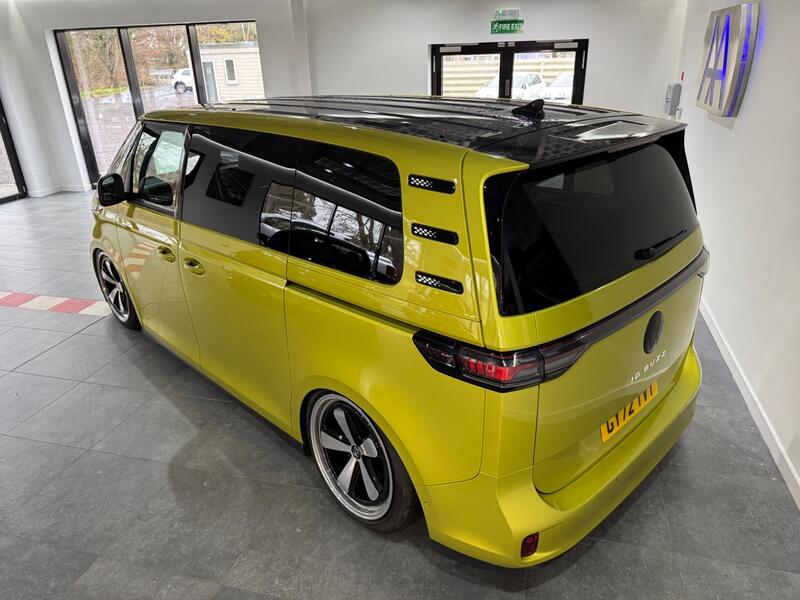VOLKSWAGEN ID. BUZZ