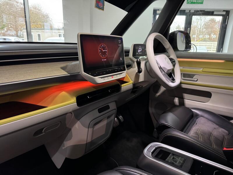 VOLKSWAGEN ID. BUZZ