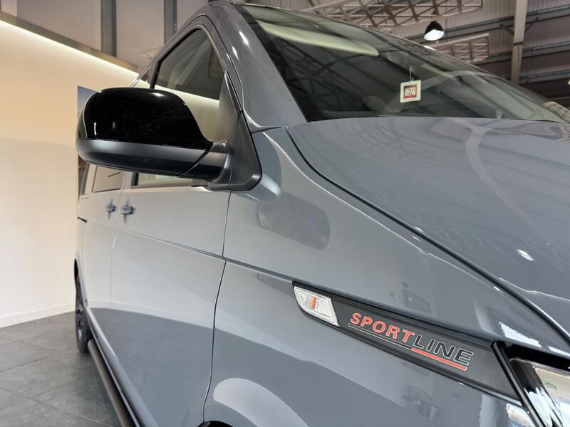 VOLKSWAGEN TRANSPORTER