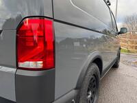 VOLKSWAGEN TRANSPORTER