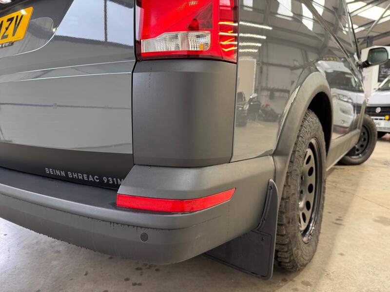 VOLKSWAGEN TRANSPORTER