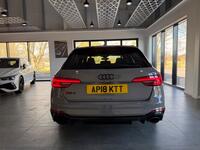 AUDI RS4