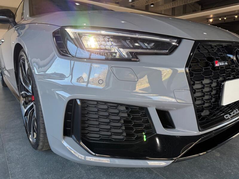 AUDI RS4