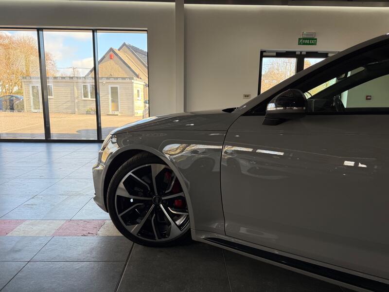 AUDI RS4