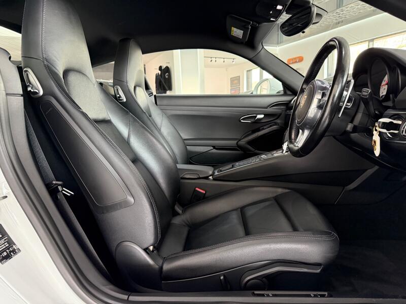 PORSCHE CAYMAN