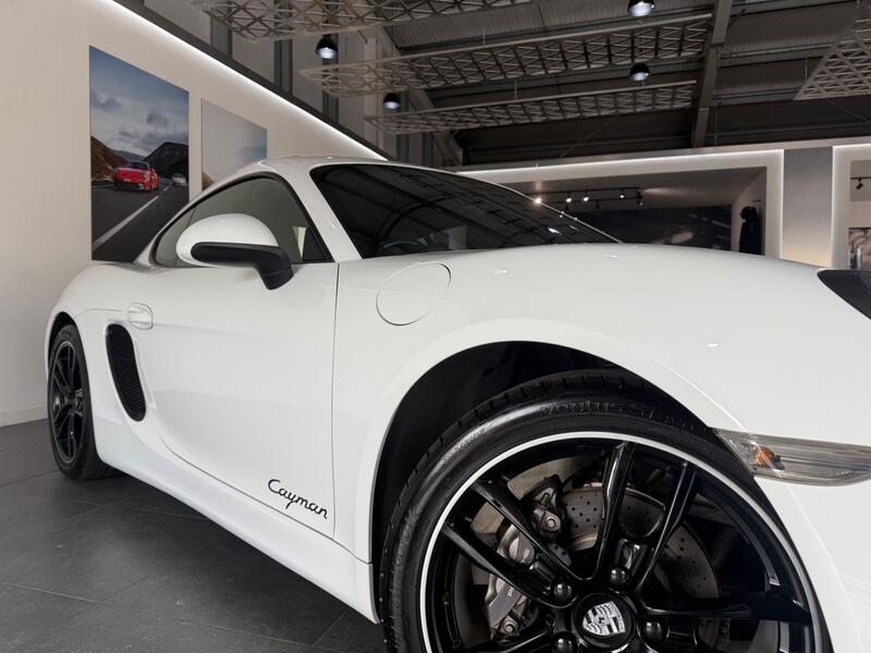 PORSCHE CAYMAN