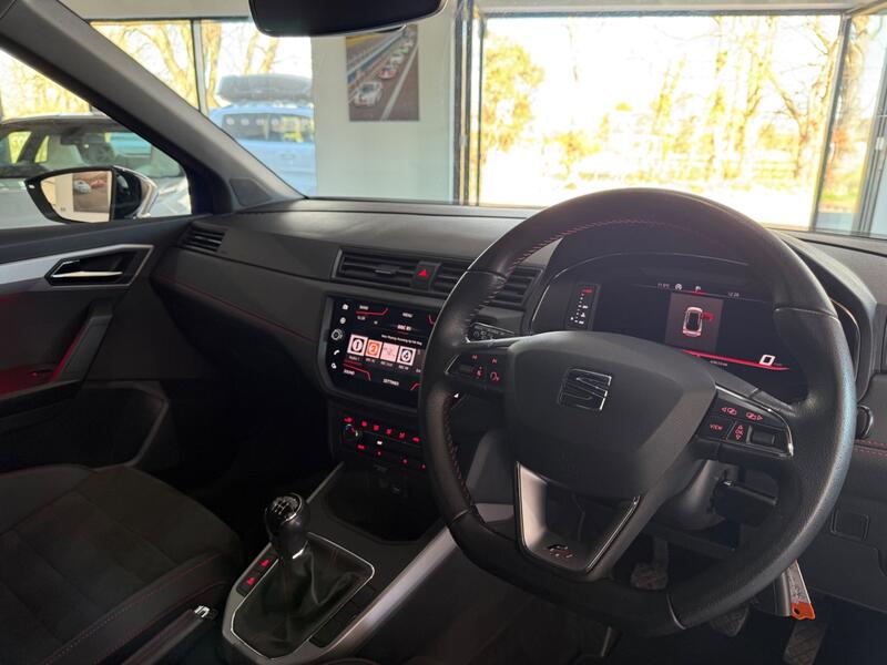 SEAT ARONA