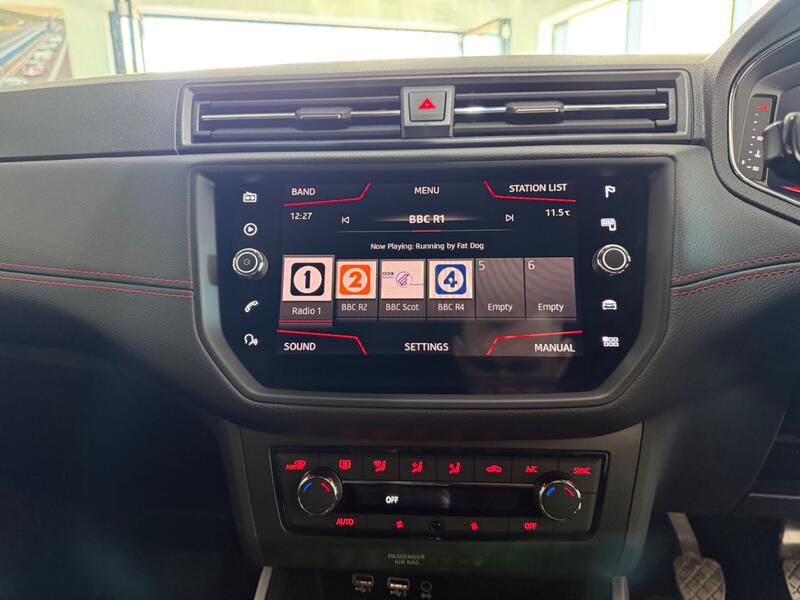 SEAT ARONA