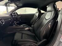 AUDI TT RS