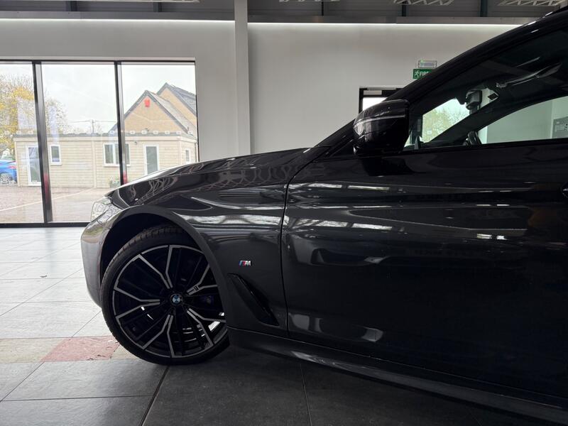 BMW 5 SERIES