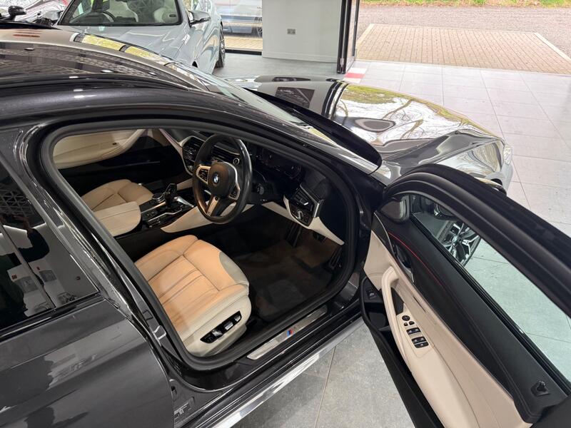 BMW 5 SERIES