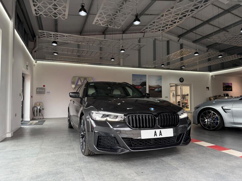 BMW 5 SERIES