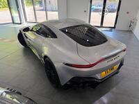 ASTON MARTIN VANTAGE