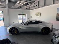 ASTON MARTIN VANTAGE