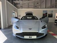ASTON MARTIN VANTAGE
