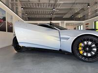 ASTON MARTIN VANTAGE