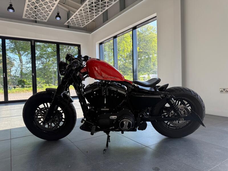 HARLEY-DAVIDSON Sportster