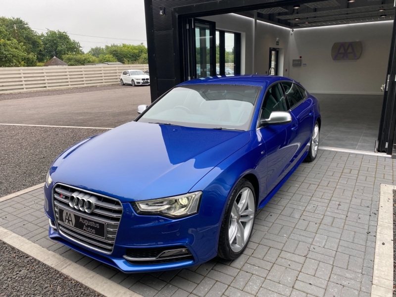 AUDI S5