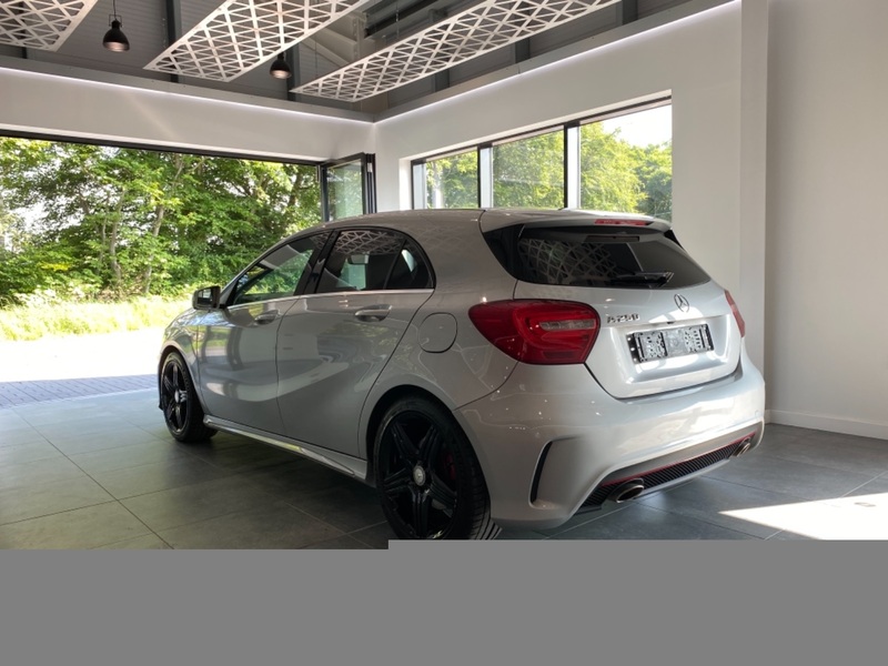 MERCEDES-BENZ A CLASS