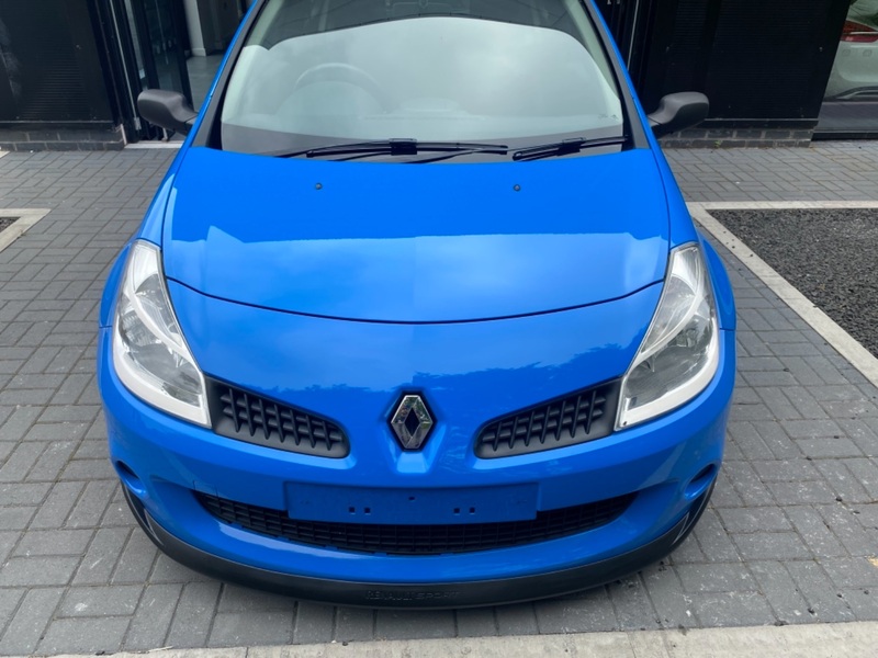 RENAULT CLIO