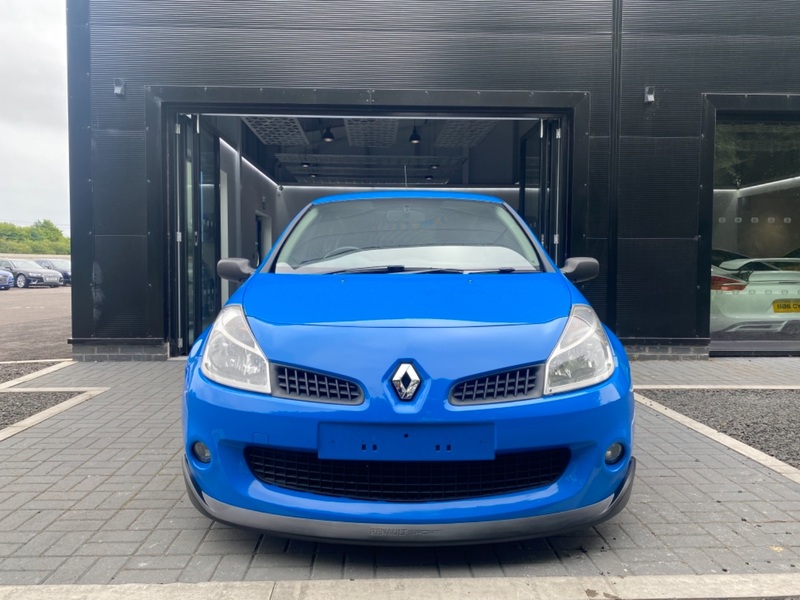 RENAULT CLIO