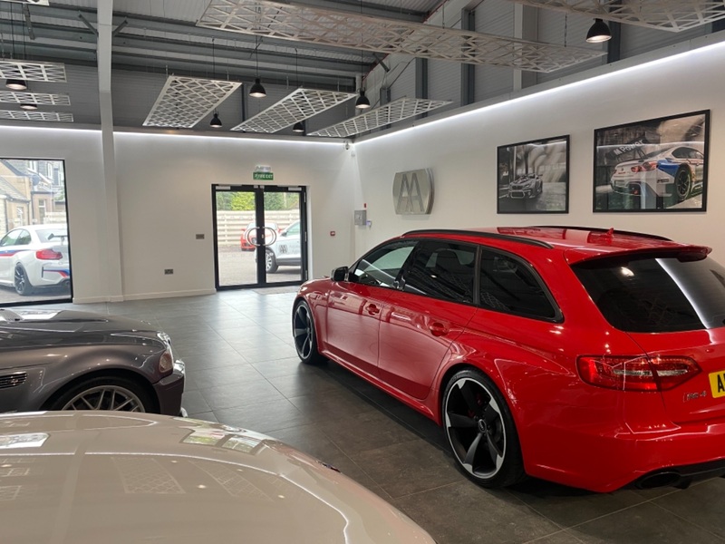 AUDI RS4