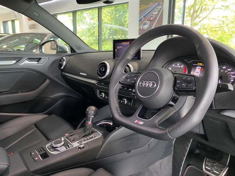 AUDI S3