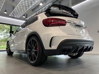 MERCEDES-BENZ GLA CLASS