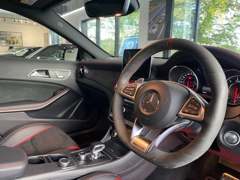 MERCEDES-BENZ GLA CLASS