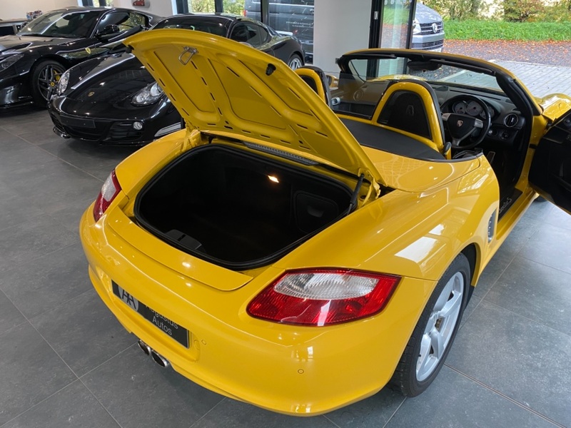 PORSCHE BOXSTER