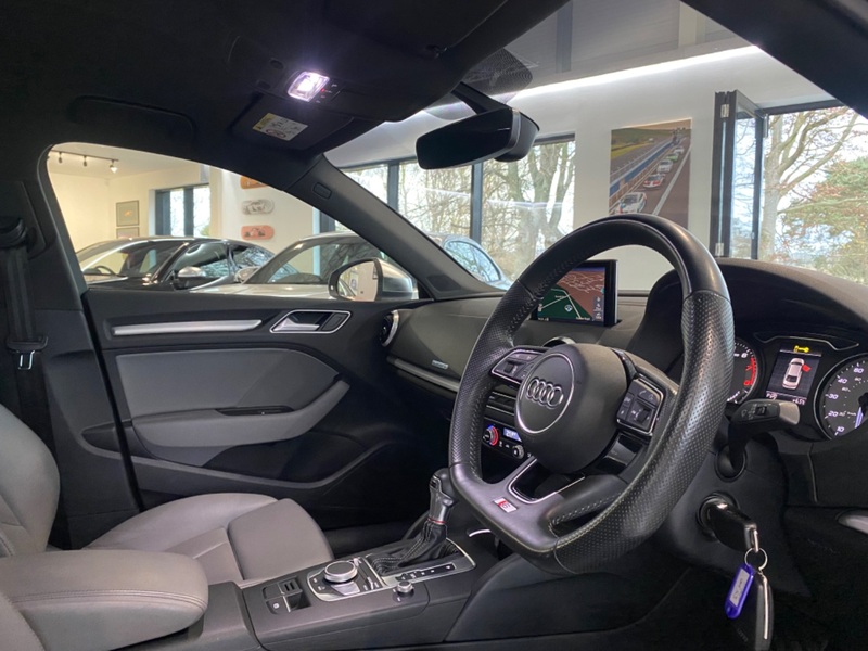 AUDI S3