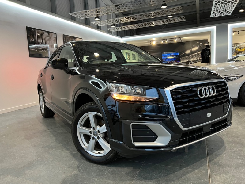 AUDI Q2