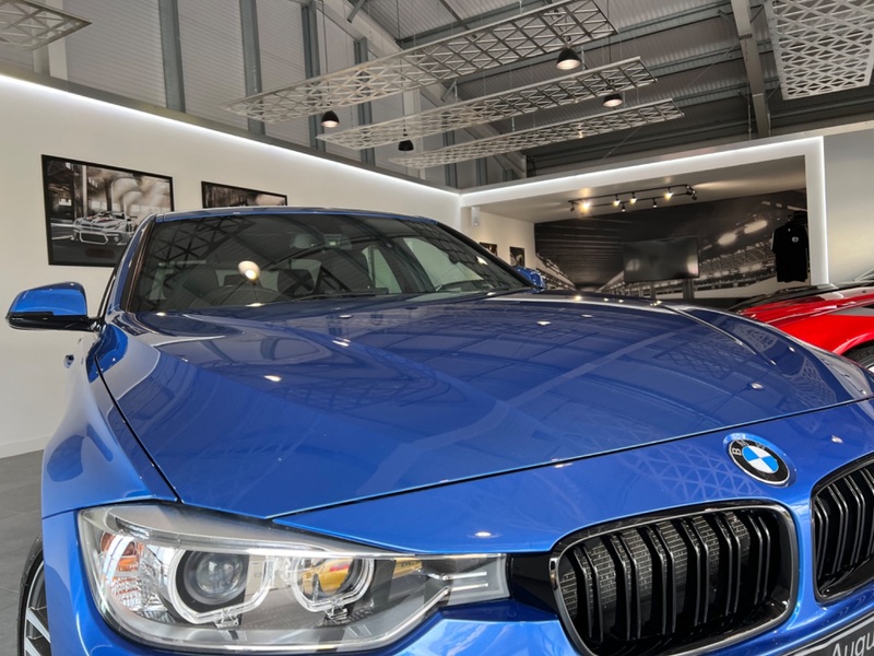 BMW 3 SERIES