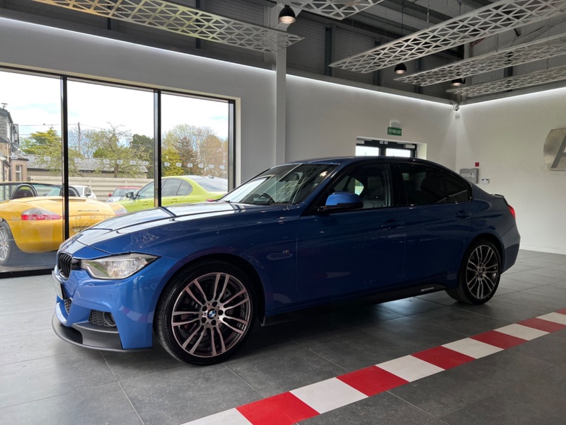 BMW 3 SERIES