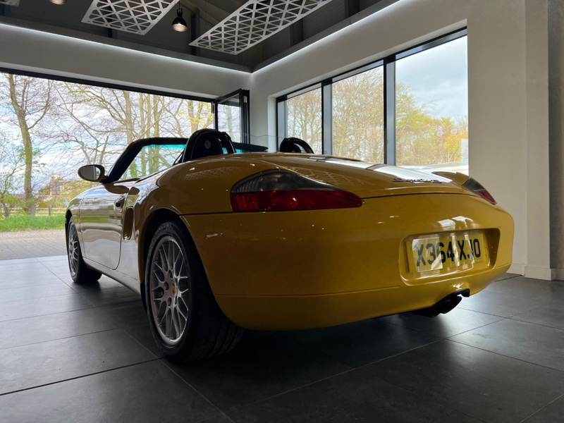PORSCHE BOXSTER