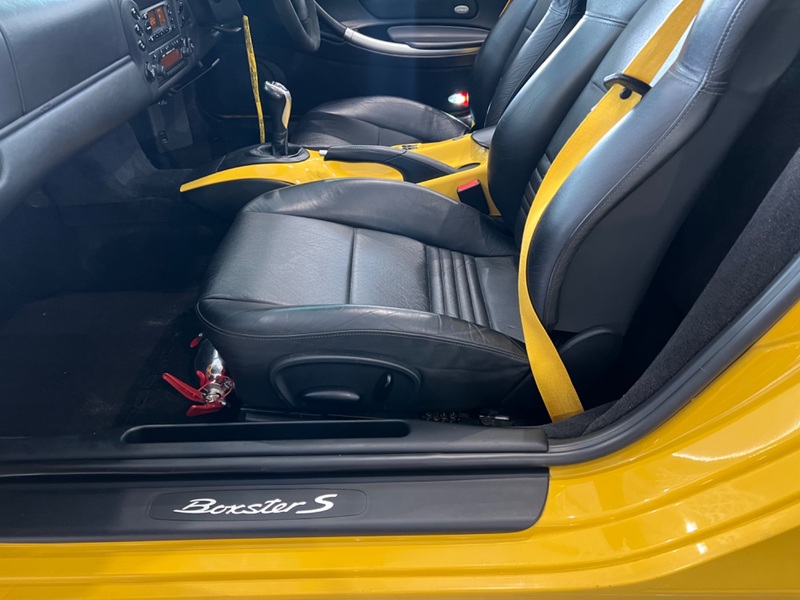PORSCHE BOXSTER