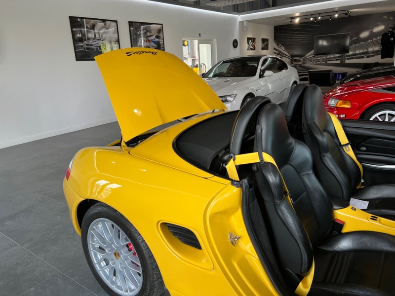 PORSCHE BOXSTER