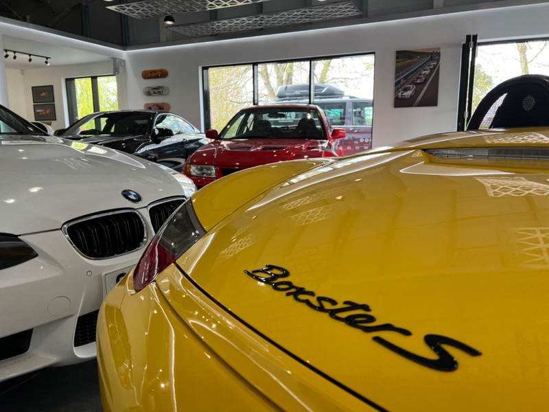 PORSCHE BOXSTER