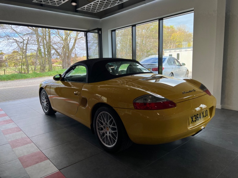 PORSCHE BOXSTER