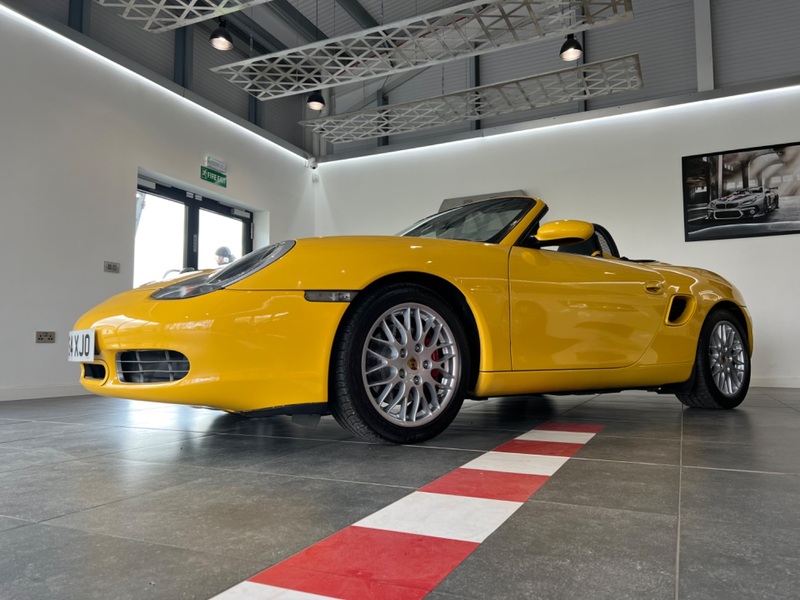 PORSCHE BOXSTER