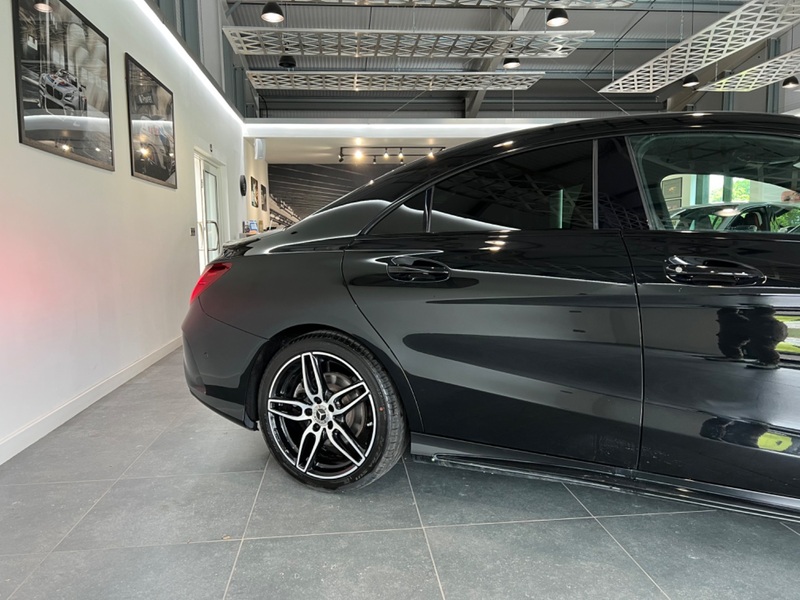 MERCEDES-BENZ CLA