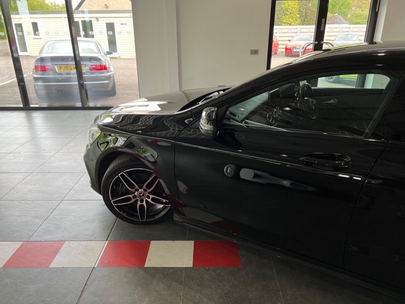 MERCEDES-BENZ CLA